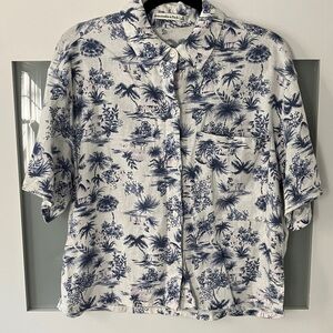 Abercrombie & Fitch White and Blue Tropical Print Short-Sleeve Button-Up